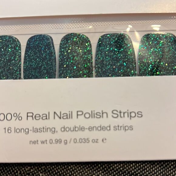 Color Street All Spruced Up - Picture 2 of 3